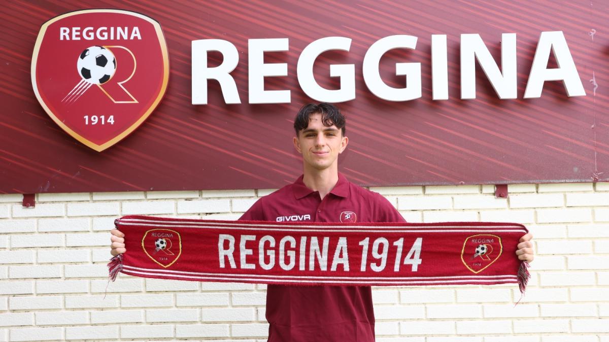 Reggina, rinforzo tra i pali: ufficiale l'arrivo del classe 2006 Lorenzo Piras