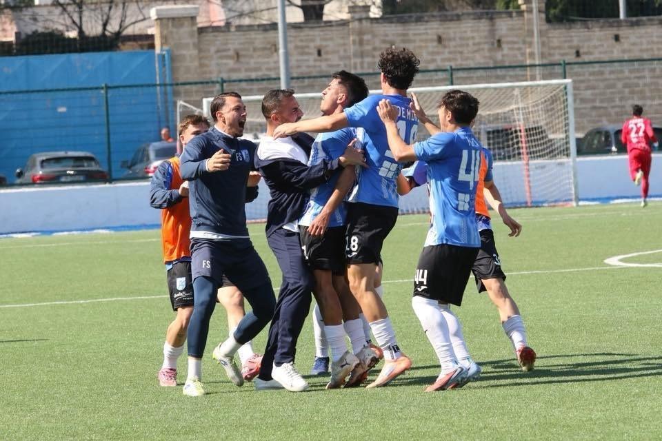 Fasano-Paganese, Padalino : "Vogliamo chiudere in bellezza davanti al nostro pubblico e poi prepararci ai playoff, anche se saranno inutili"