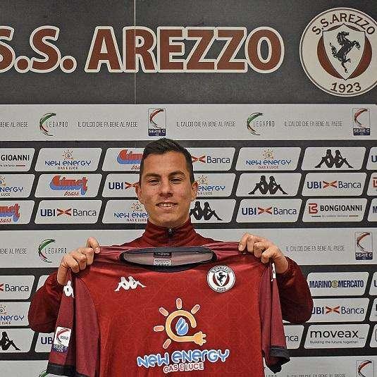 L' Arezzo ufficializza l' arrivo del difensore Christian Ventola