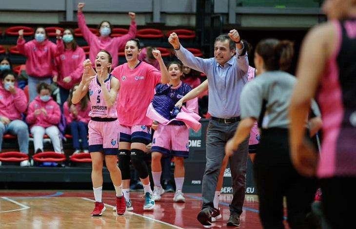 La serie A2 Femminile : Jolly Acli Livorno vs  Nico Basket 56 - 67 