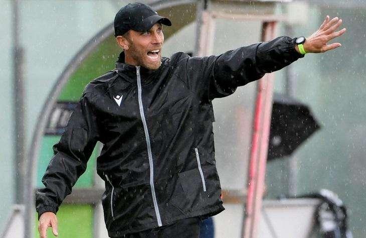 Avvicendamento tecnico a Livorno, ritorna Mister  Lorenzo Collacchioni