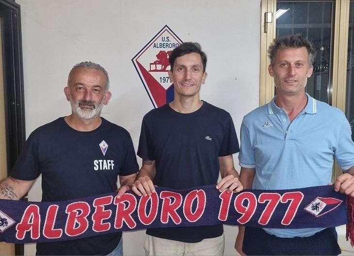 L' Alberoro : Una Passione Rosso blu che Punta in Alto