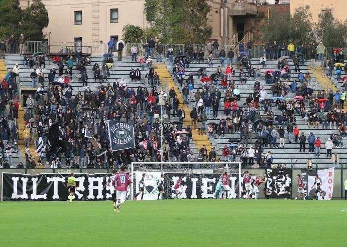 Serie D Girone E:  Siena-Livorno: Lo Scontro che Infiamma la Toscana