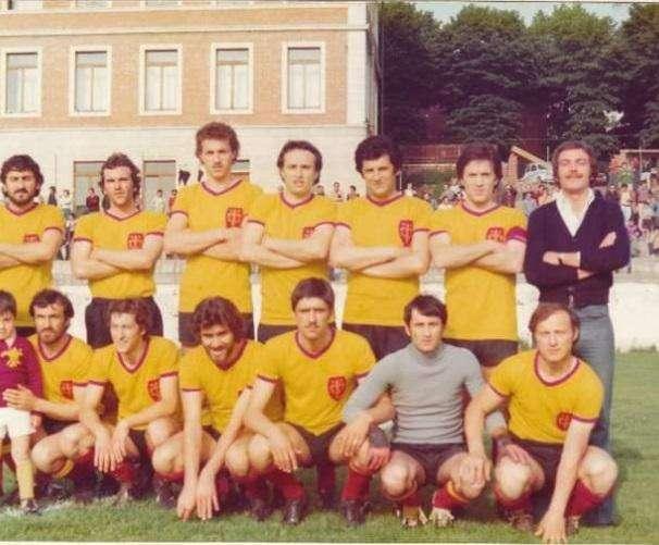 Foiano Anni Settanta: Eroi Amaranto-Gialli che Scrivono la Leggenda