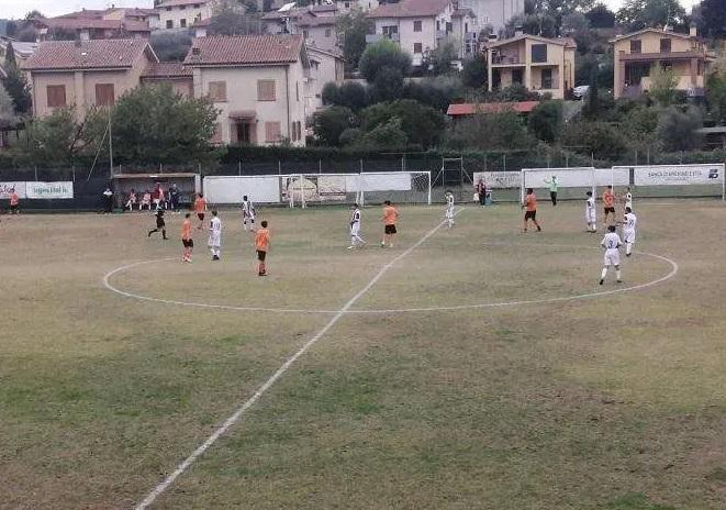 Fortis Arezzo - OlmoPonte Santa Firmina: Il Derby Aretino Tra Sogni di Vetta e Progetto Giovani