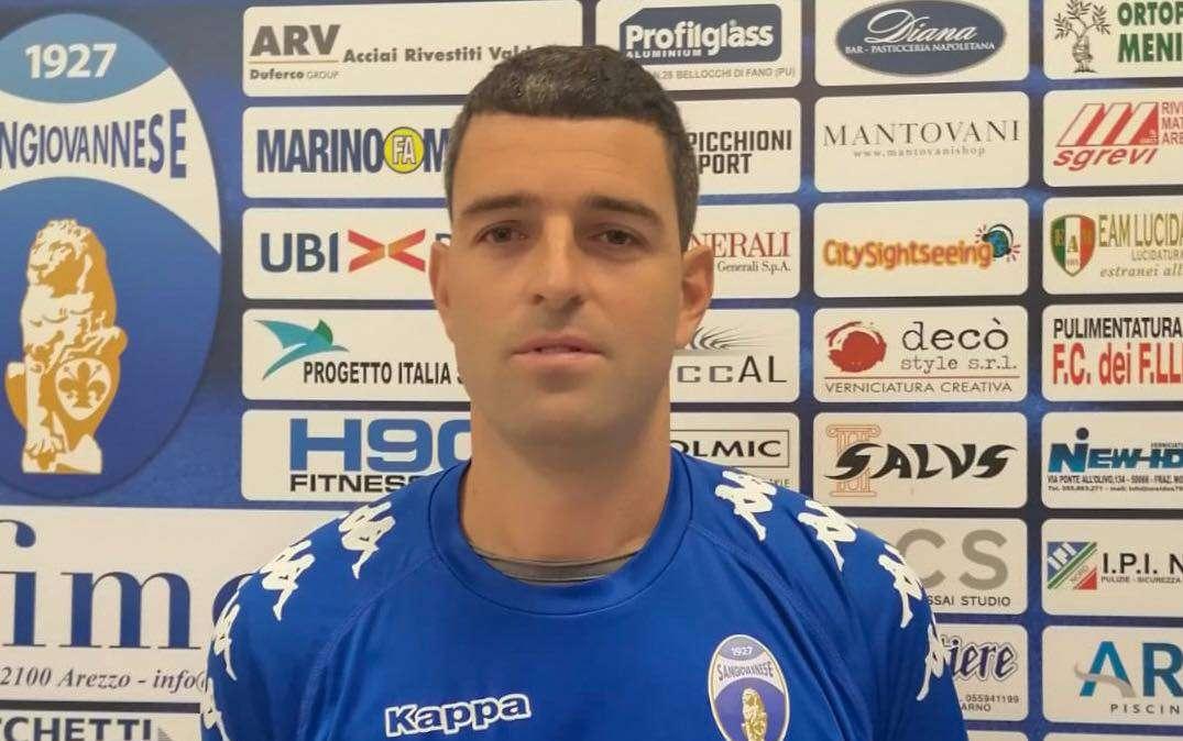 L' attaccante Giacomo Vanni veste l' azzurro della Sangiovannese 