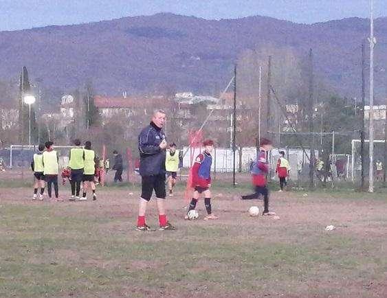Cuore, tecnica e ambizione: gli Esordienti di Andrea Menghini verso l’Aretium Cup 2026.