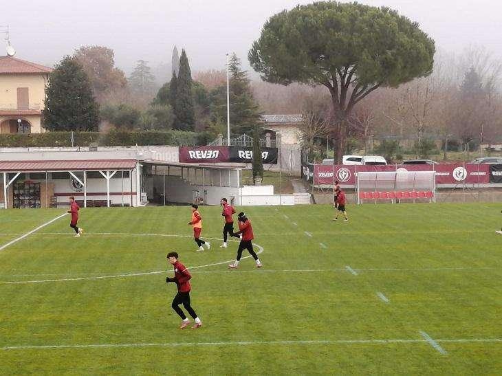 Arezzo, missione Guidonia: Bucchi sfida la rabbia dei laziali per blindare il primato