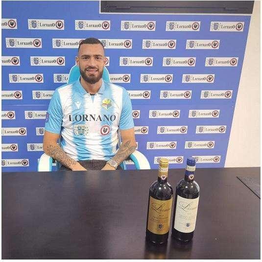 Ortolini in bianco azzurro : centimetri e gol per l' attacco del Badesse. 