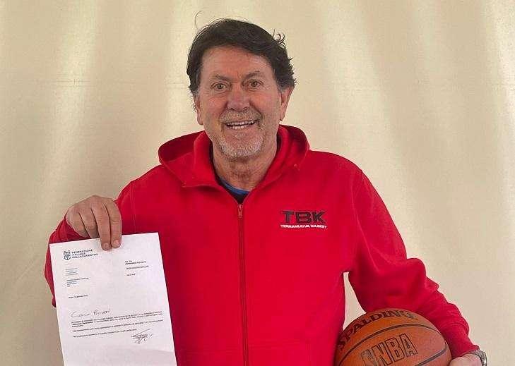 Nando Poccetti: una vita per il basket, un riconoscimento dalla FIP