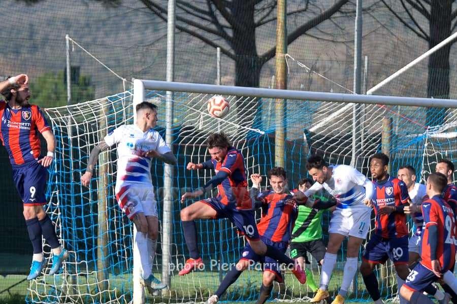 Follonica Gavorrano vs Aquila Montevarchi 0 - 1