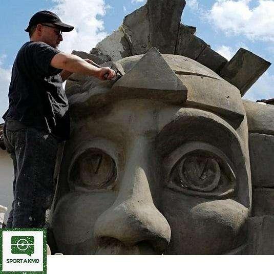 “Giano Bifronte”, una nuova scultura alle porte di Subbiano