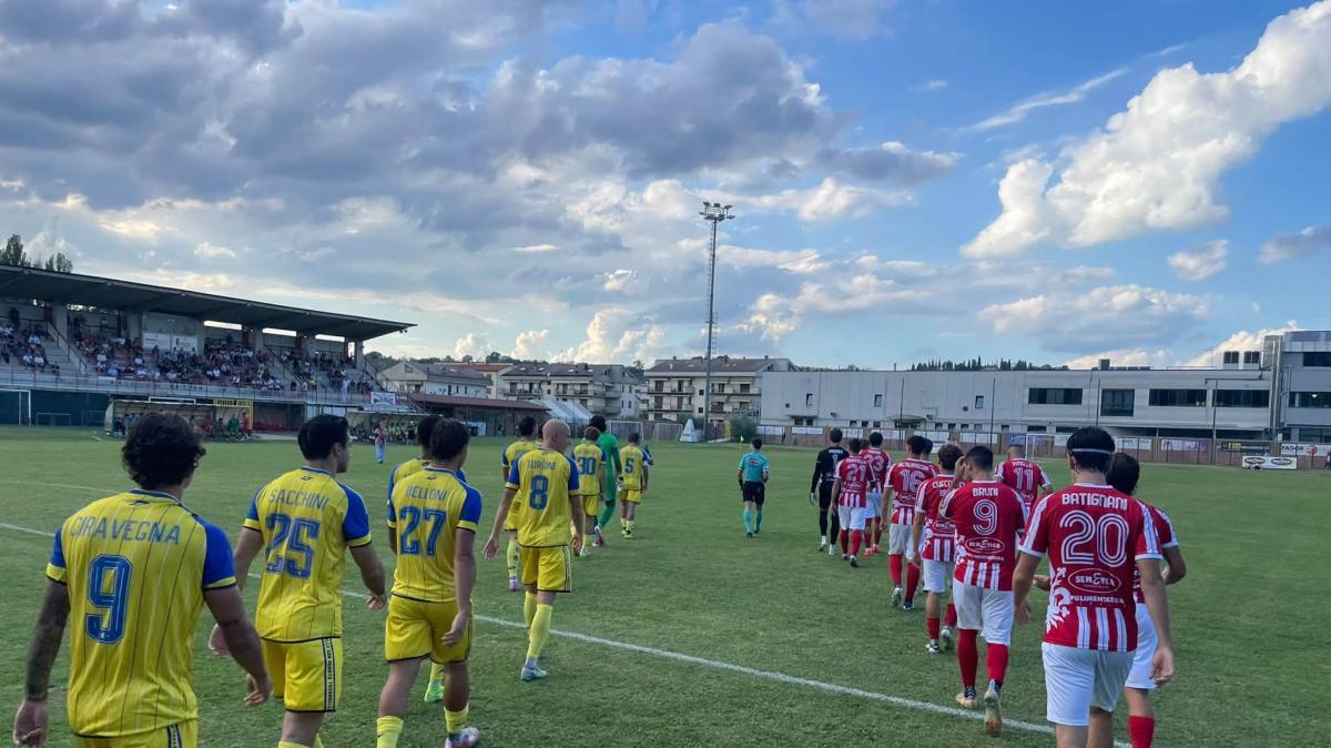 Spettacolo e colpi di scena in Serie D: il Tau Altopascio stende il Siena, frenano le fuggitive nel Girone E
