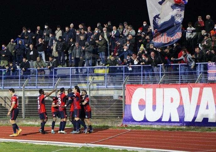 Aquila Montevarchi vs Lucchese 2 - 0