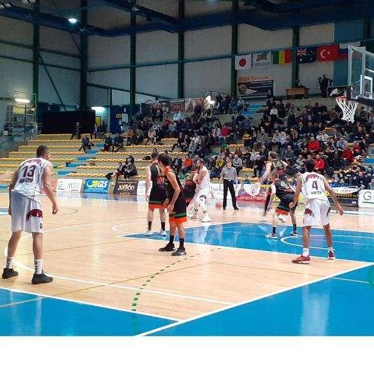 Serie C Gold : Amen Scuola Basket Arezzo-Synergy Basket Valdarno 67-65