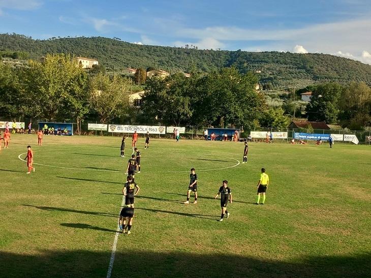 Cortona Camucia, un pareggio che sta stretto: la capolista Casentino Academy bloccata sullo 0-0