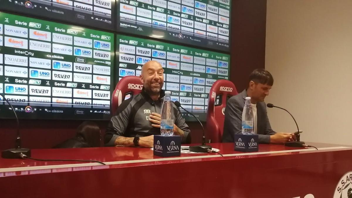 ARREZZO-CREMONESE, VIGILIA E CERTEZZE: L'ANALISI DELLA SVOLTA TRA EQUILIBRIO, CAMPI E IDENTITÀ