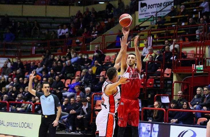 Serie A2 di Basket : Unieuro Forlì - Umana San Giobbe Chiusi 86-76