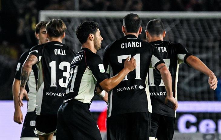 Cuore, idee e qualità: l'Arezzo dei singoli fa tremare il grande Palermo