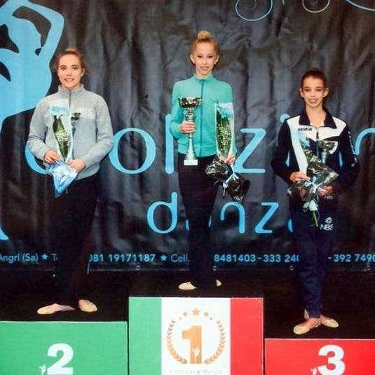 Gaia Tavarnesi centra la qualificazione per le finali nazionali di ritmica