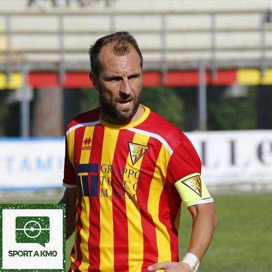 Il capitano del Poggibonsi Jacopo Galbiati ha raggiunto quota 100