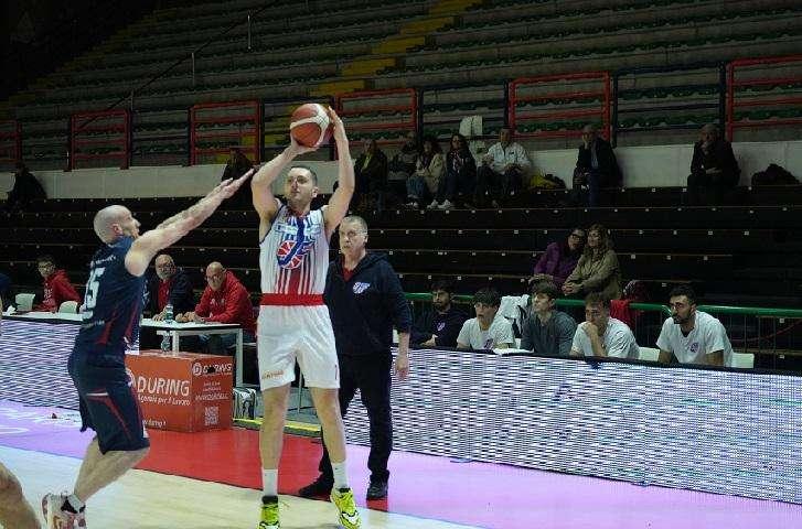 Serie B Interregionale : Casale Monferrato - Cecina Basket 82 - 86