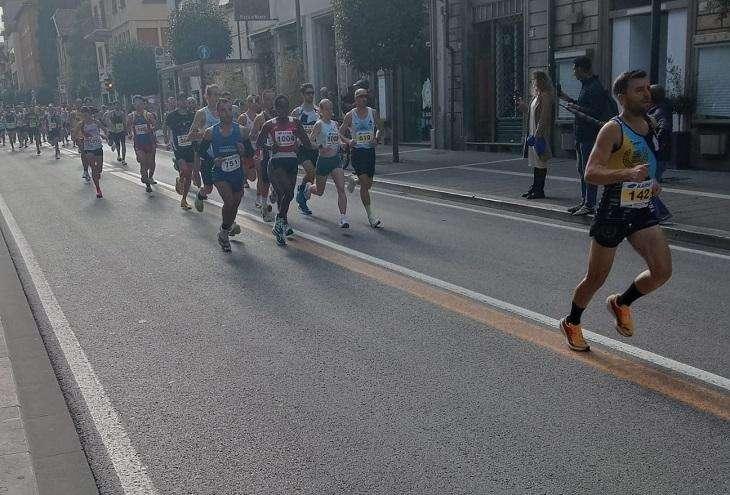 Maratonina di Arezzo da Record: 1700 al Via per la Festa del Podismo