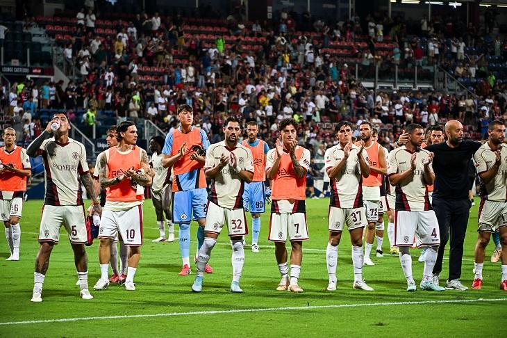 Cuore, idee e qualità: l’Arezzo in Sardegna convince e mostra le sue armi per la Serie B