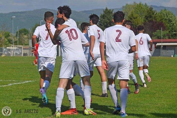 Esordio vincente per l'under 17 nella fase finale. Battuto il Viaccia Calcio
