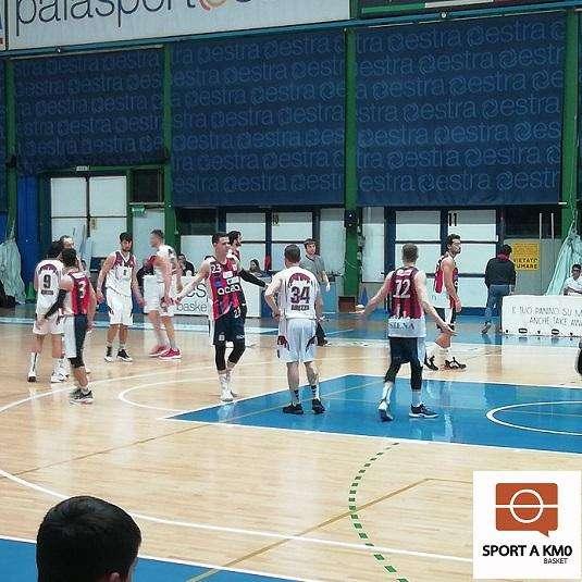 Prima riapertura dei palasport: potranno entrare al massimo 200 spettatori