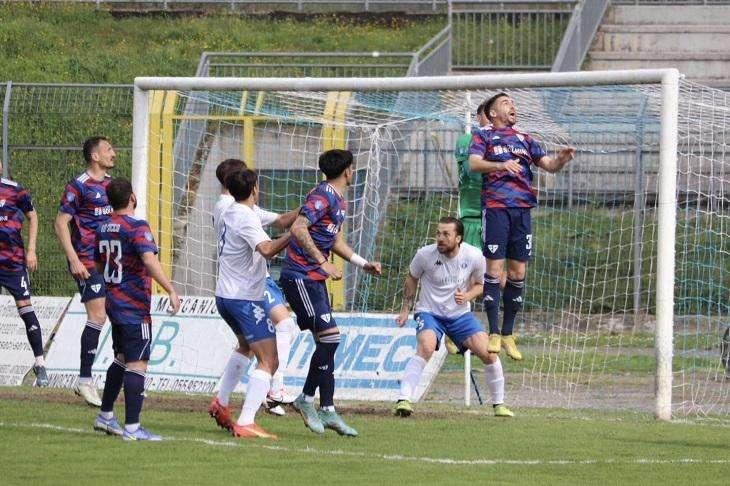 Serie D : Sangiovannese - Follonica Gavorrano 0 - 2