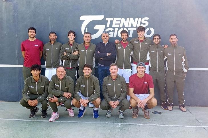 Tennis Giotto imbattibile in A2: i maschi travolgono Padova, le femmine firmano l'impresa a Beinasco