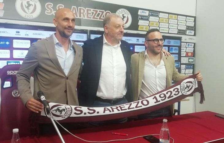 Arezzo: mercato vivace, Cutolo e Troise alzano l'asticella