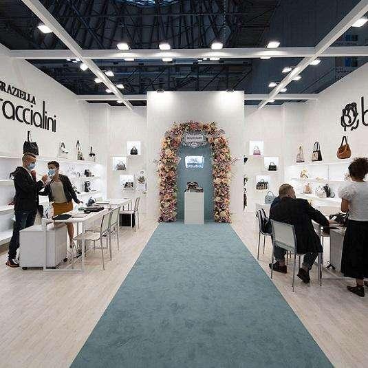 Graziella&Braccialini vara al Mipel il nuovo showroom virtuale