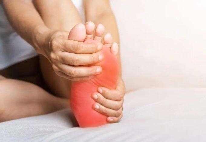 Olympia Medical Center Arezzo : Il piede, anatomia e fascite plantare
