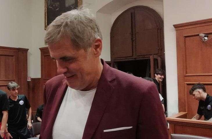 Alessandro Calori: Oltre il campo, un capitano per la vita