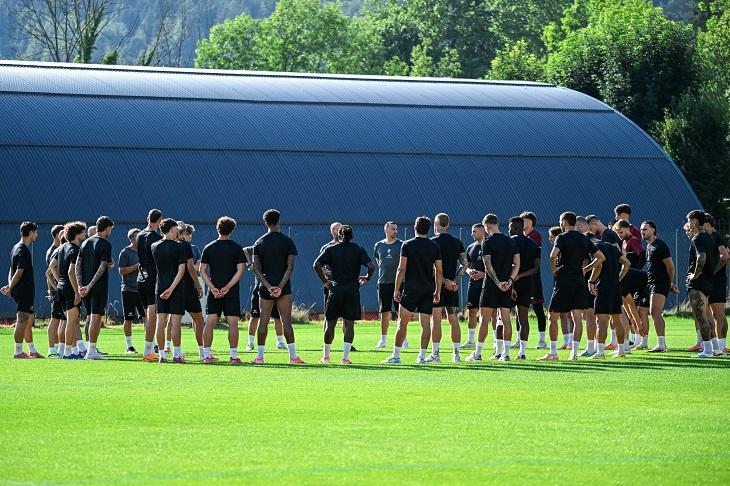 L’Arezzo sbarca in Val Seriana: inizia il sogno amaranto tra boschi e intensità