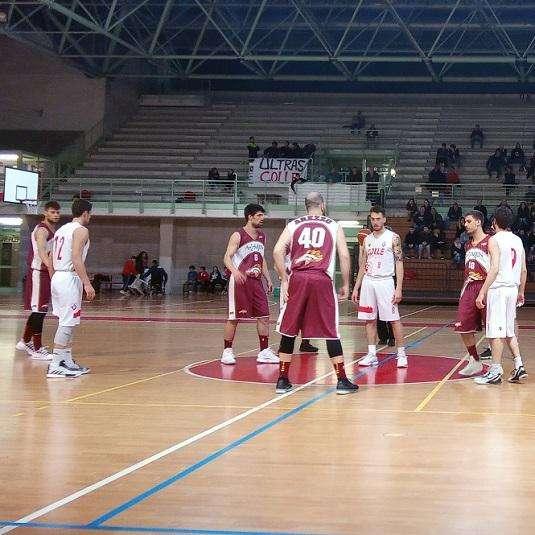 Campionato di Basket, Semifinale Play Off : Colle Basket vs Amen Scuola Basket Arezzo 54 - 75 