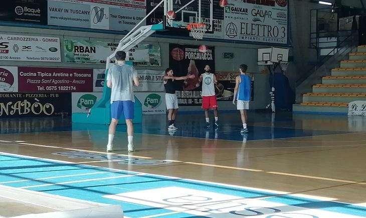 Scuola Basket Arezzo : inizia una nuova era con tanto entusiasmo 