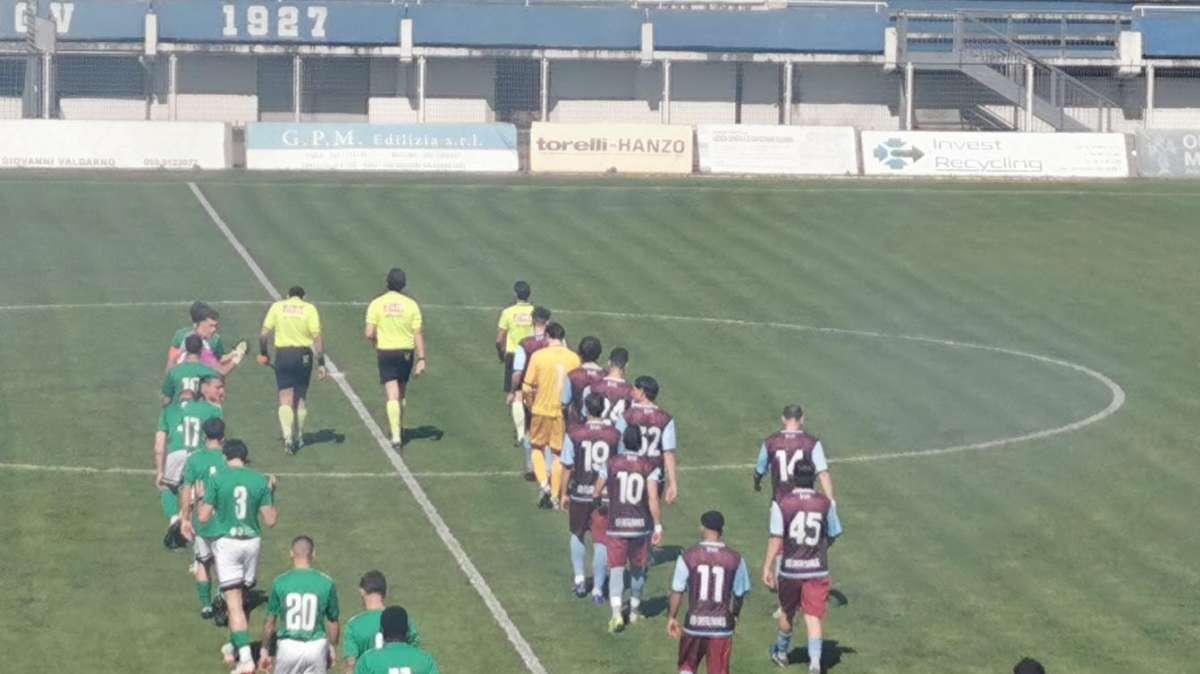 Cuore, crampi e trionfo amaranto: la Castelnuovese vola agli spareggi regionali!