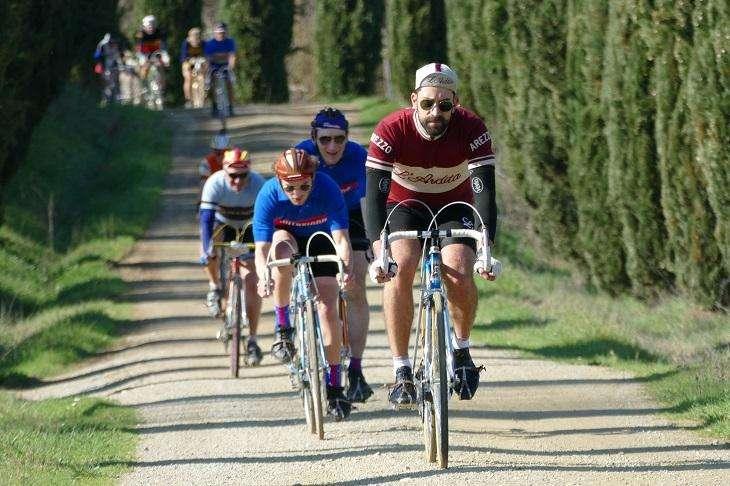 L'evento clou è “L'Ardita” la ciclostorica dell'Alpe di Poti per bici d’epoca domenica 24 marzo,