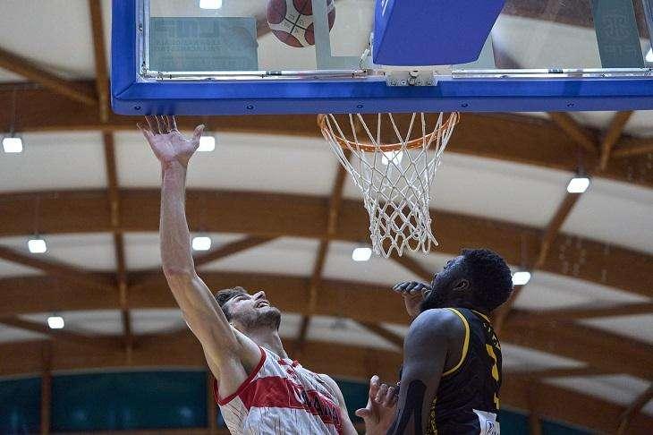 Serie A2 di Basket : San Giobbe Chiusi - San Severo 94-79