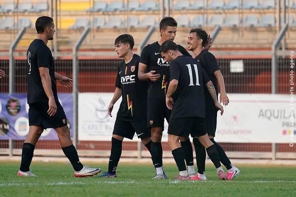 Arezzo-Benevento: sfida d'alta quota al Comunale, arbitra Fourneau