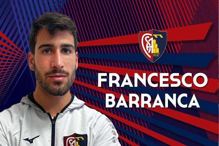 Il Montevarchi ufficializza l' arrivo dell' attaccante Francesco Barranca.