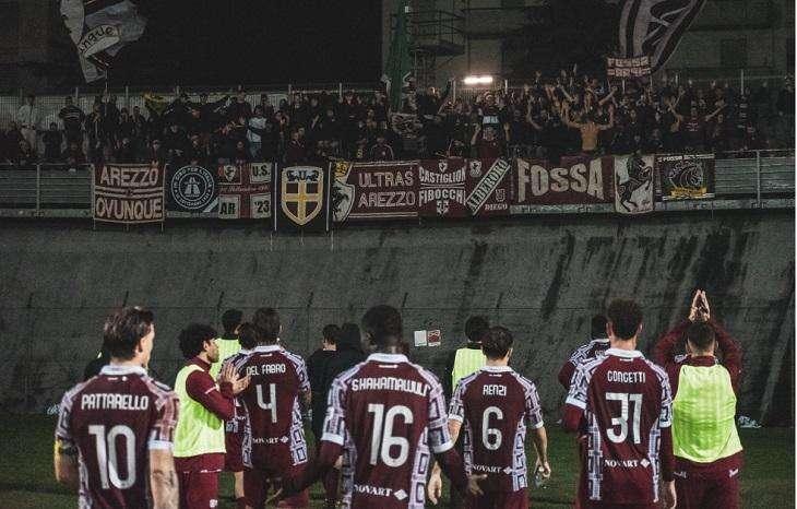 Arezzo in volo, Carpi in cerca di stabilità : punti pesanti in palio
