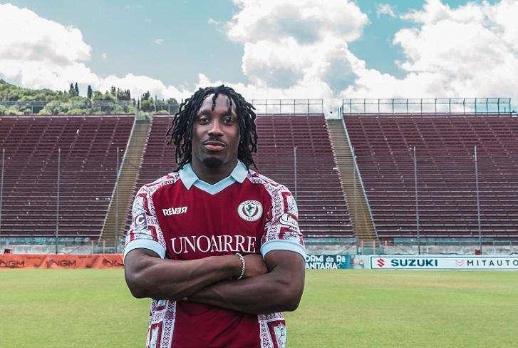 Varela Djamanca è Amaranto: Colpo Ufficiale per l'Attacco dell'Arezzo