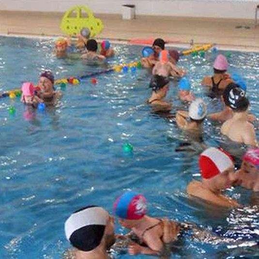 Neonati in vasca nelle due giornate del Baby Acquatic’s Day
