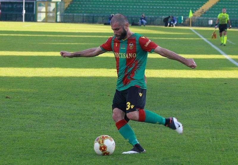 Ternana-Catania, le pagelle - La perla di Carlo, la grinta di Paghera Vantaggiato boa, la Ternana spacca