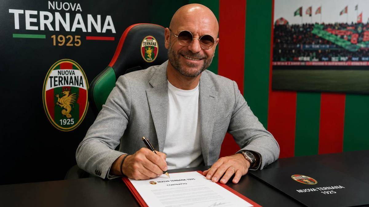 Lisuzzo ha firmato,  Pettinari e Liurni ok, arrivano giovani di qualità