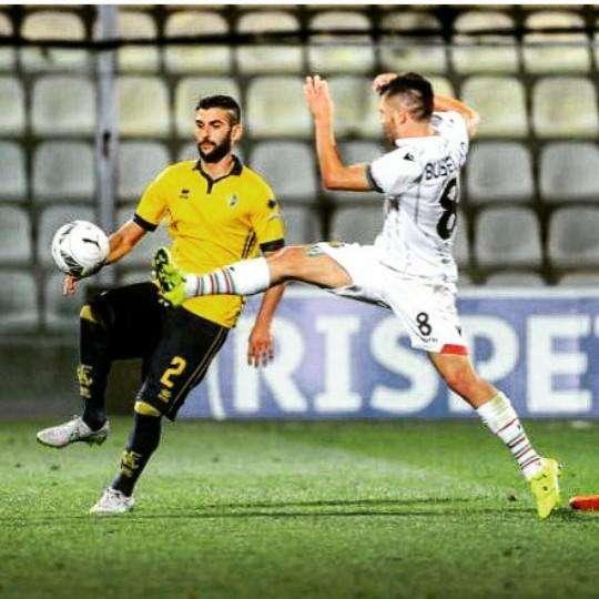 FOTO - Busellato su Instagram: "Ci rialzeremo"